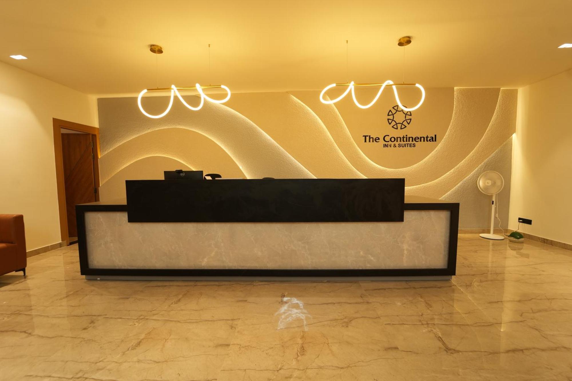 The Continental Inn & Suites Mysore Exterior photo